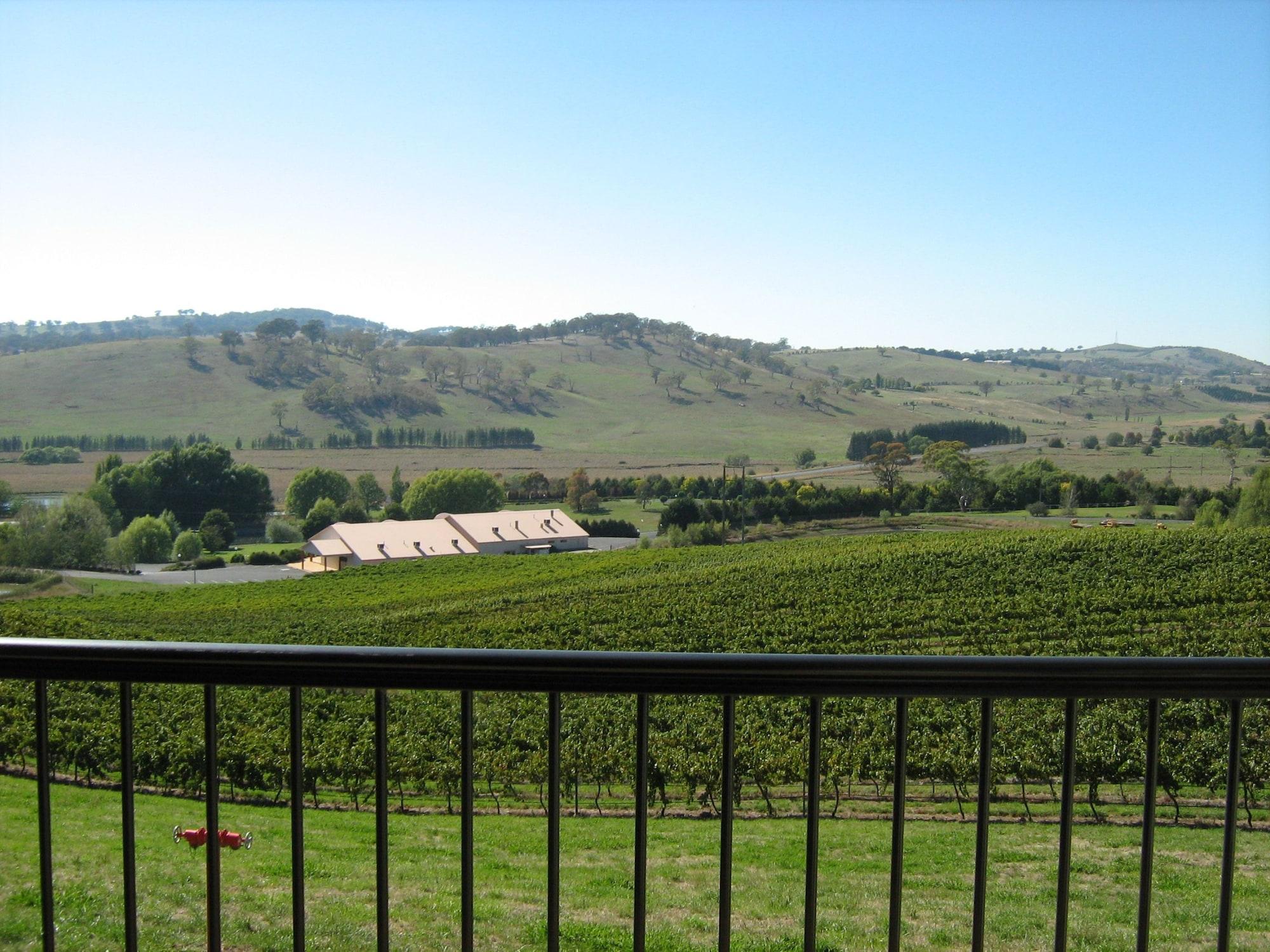 Turners Vineyard Motel Orange Exterior photo
